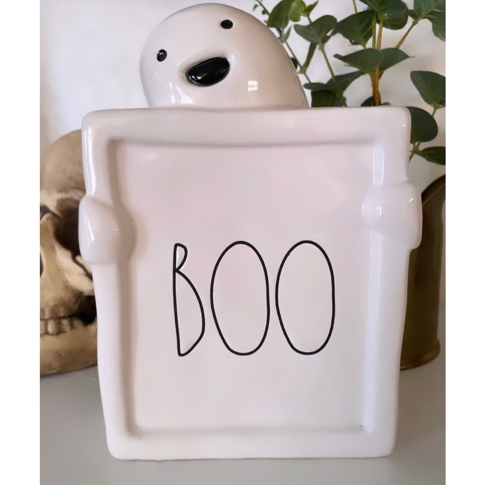 Ceramic Boo Ghost